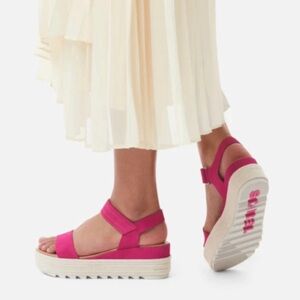 Sorel Women's Cameron Ankle-Strap Platform Sandals